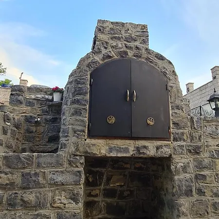 Amb Village Point * Dob