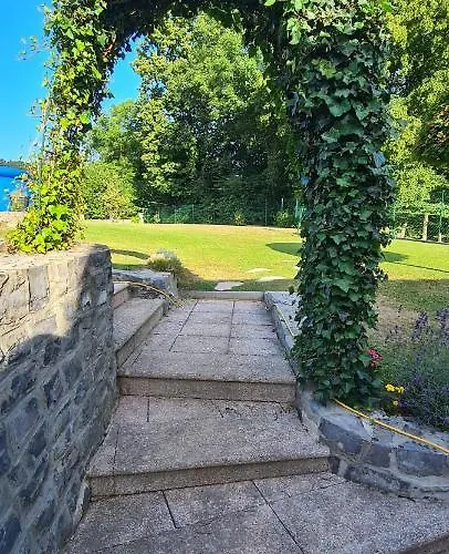 Amb Village Point * Dob