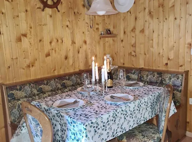 Amb Village Point بيت للعطل *